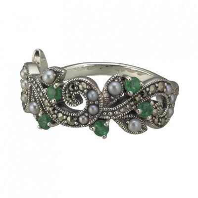 Vintage Design Sterling Silver Emerald Swirl Ring