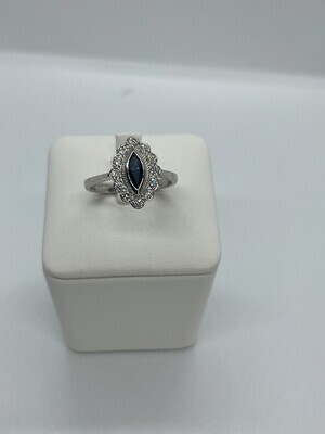 18ct White Gold Flower Cluster Blue Sapphire & Diamond Ring