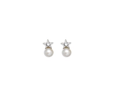 9ct White Gold Pearl Star Stud Earrings 4mm