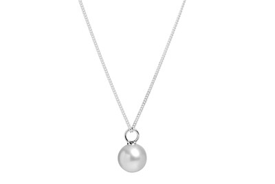 9ct White Gold Grey River Pearl Circle Loop Necklace 8-8.5mm