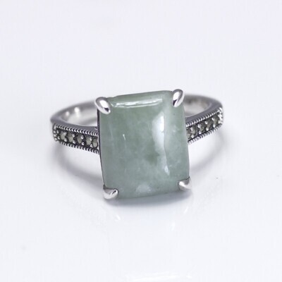 Vintage Design Sterling Silver Marcasite Rectangular Jade Ring