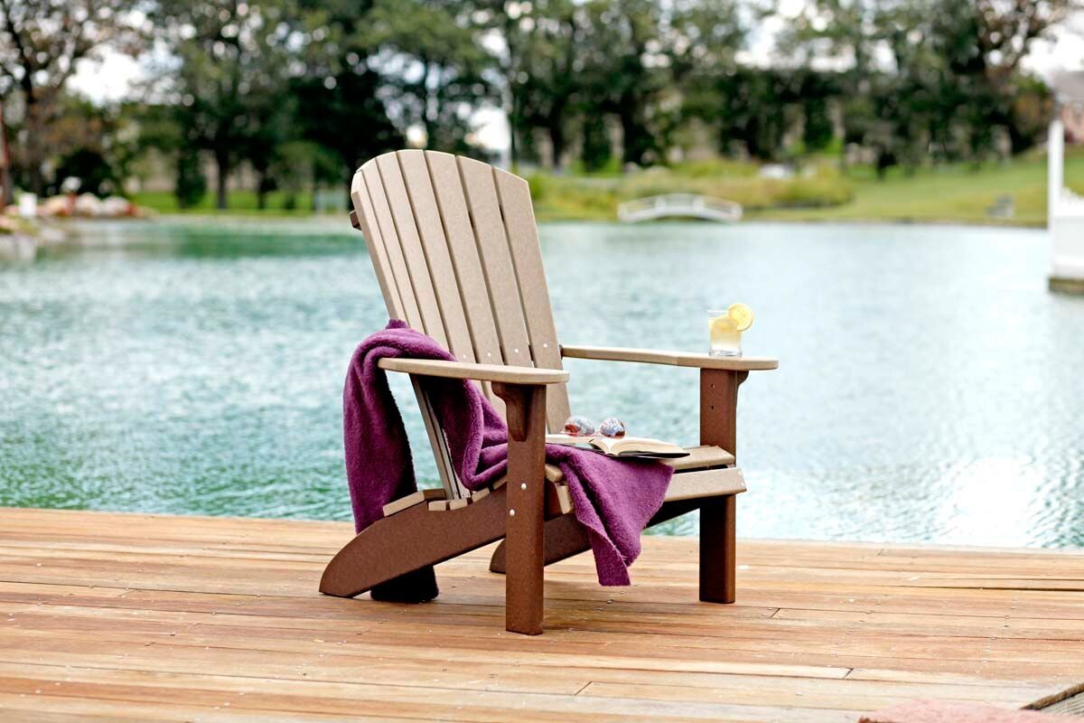 Fanback Chair