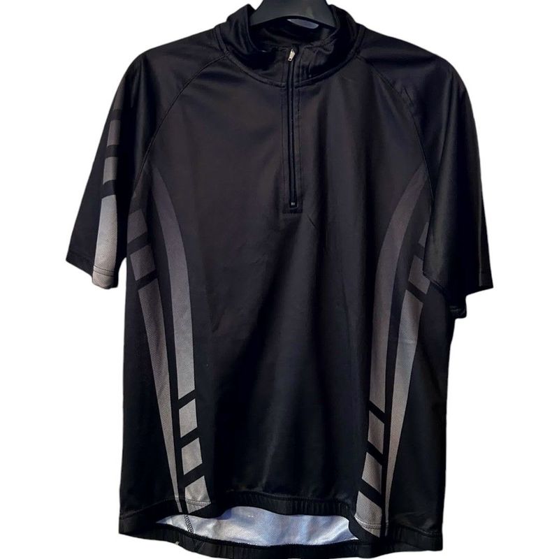 4 SPORTS Large black short sleeve  men's  cycling jersey 38 chest