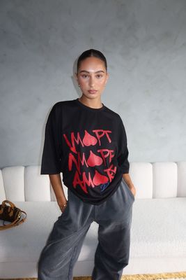 AMORE TEE -  BY PRIORITY