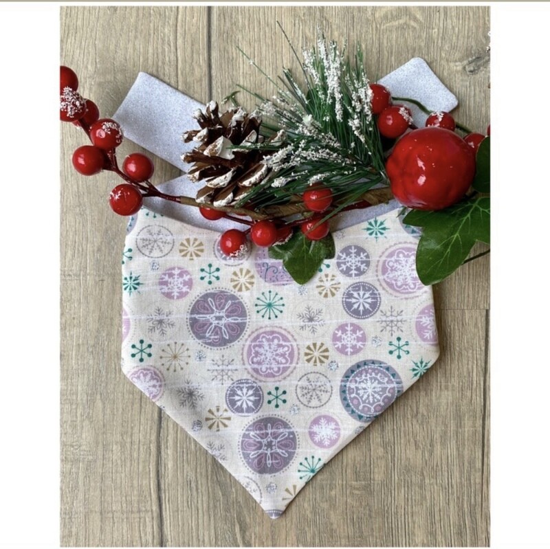 Furbaby Bowteek Christmas Bandana - Get Baubled