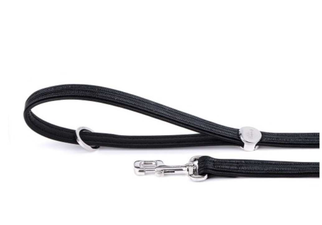 MyFamily Saint Tropez Leash in Fine Crafted Black Leatherette