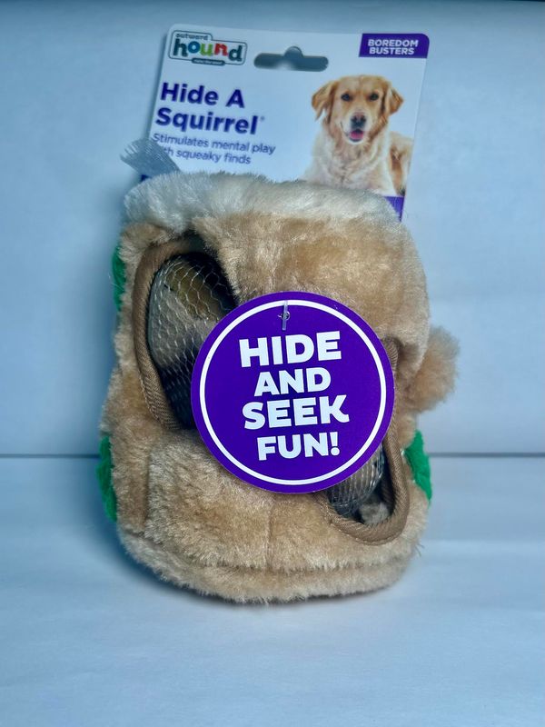 Outward Hound Hide-A-Squirrel. Small