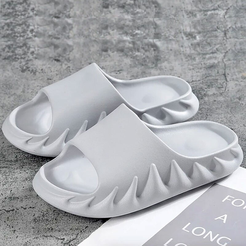 MOULDED SHARK TEETH EVA SLIPPERS