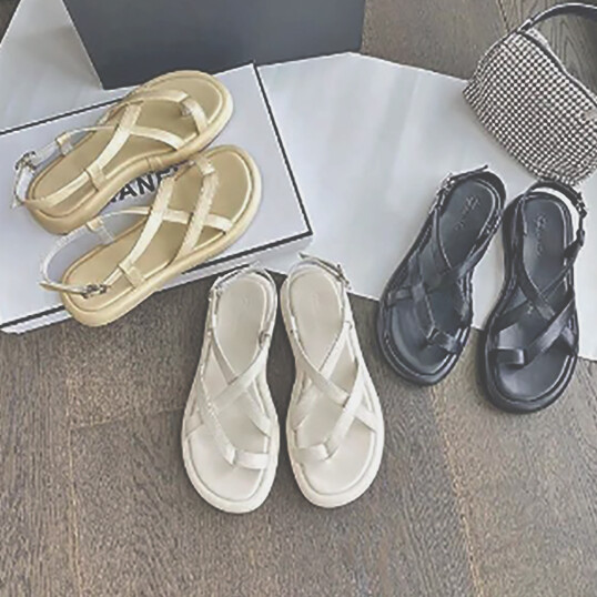 CROSS STRAPPED TOE LOOP SLING BACK