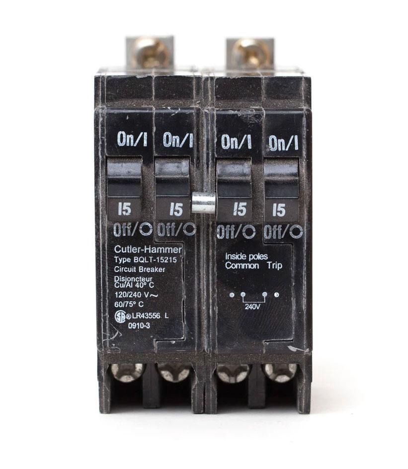 EATON COMMANDER BQL BQLT15215 1P 15A (2) 2P 15A 240V QUAD