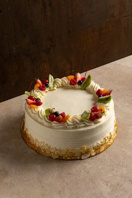 torta italiana lemon curd merangue tart pear and ricotta cake chocolate cheesecake lemon cheesecake mango cheescake Fruit and custard tart catering whole size cakes and desserts