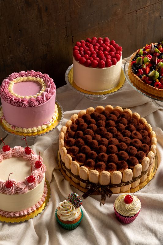 Custom Cakes