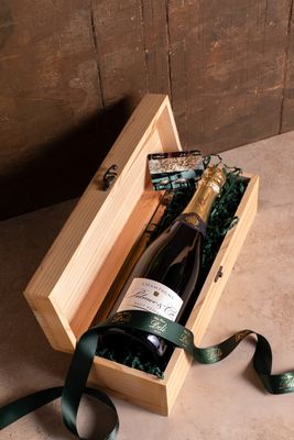 corporate gift boxes brisbane, corporate hampers brisbane, corporate hampers, corporate gift ideas, brsbane gift delivery,