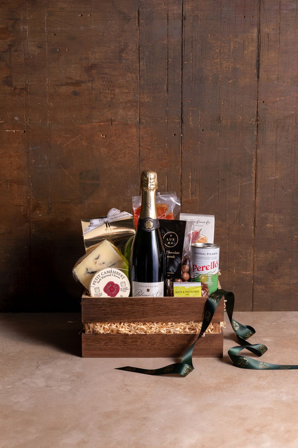 GOURMET HAMPER, GOURMET FOOD HAMPER, FOOD HAMPER, FOOD HAMPER BRISBANE, HAMPER DELIVEY BRISBANE, ITALIAN FOOD HAMPER, GIFT HA