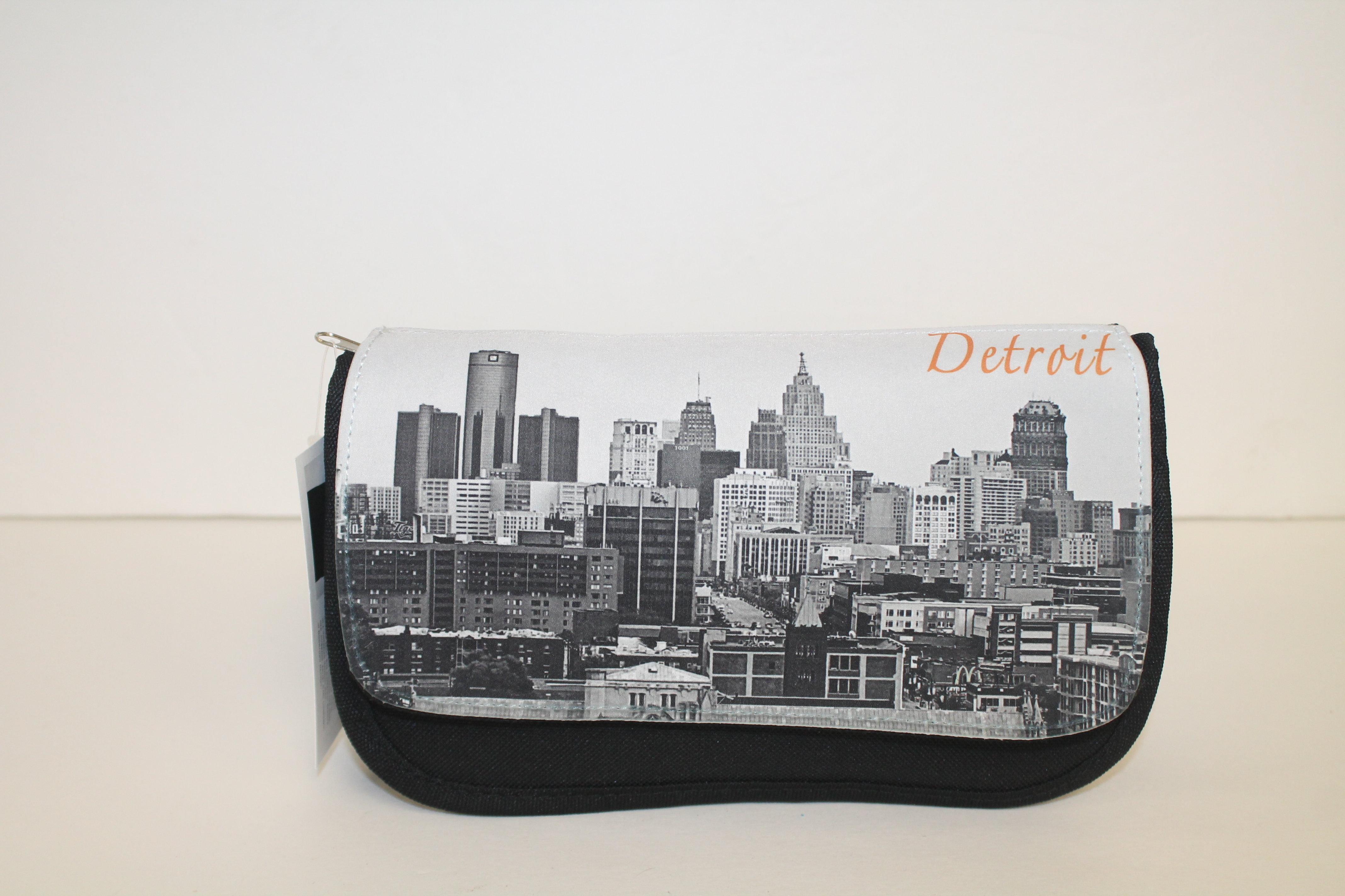 Art Wear Detroit Clutch 00217