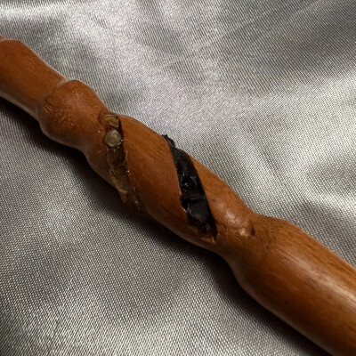 Niove &amp; Crystal Wand