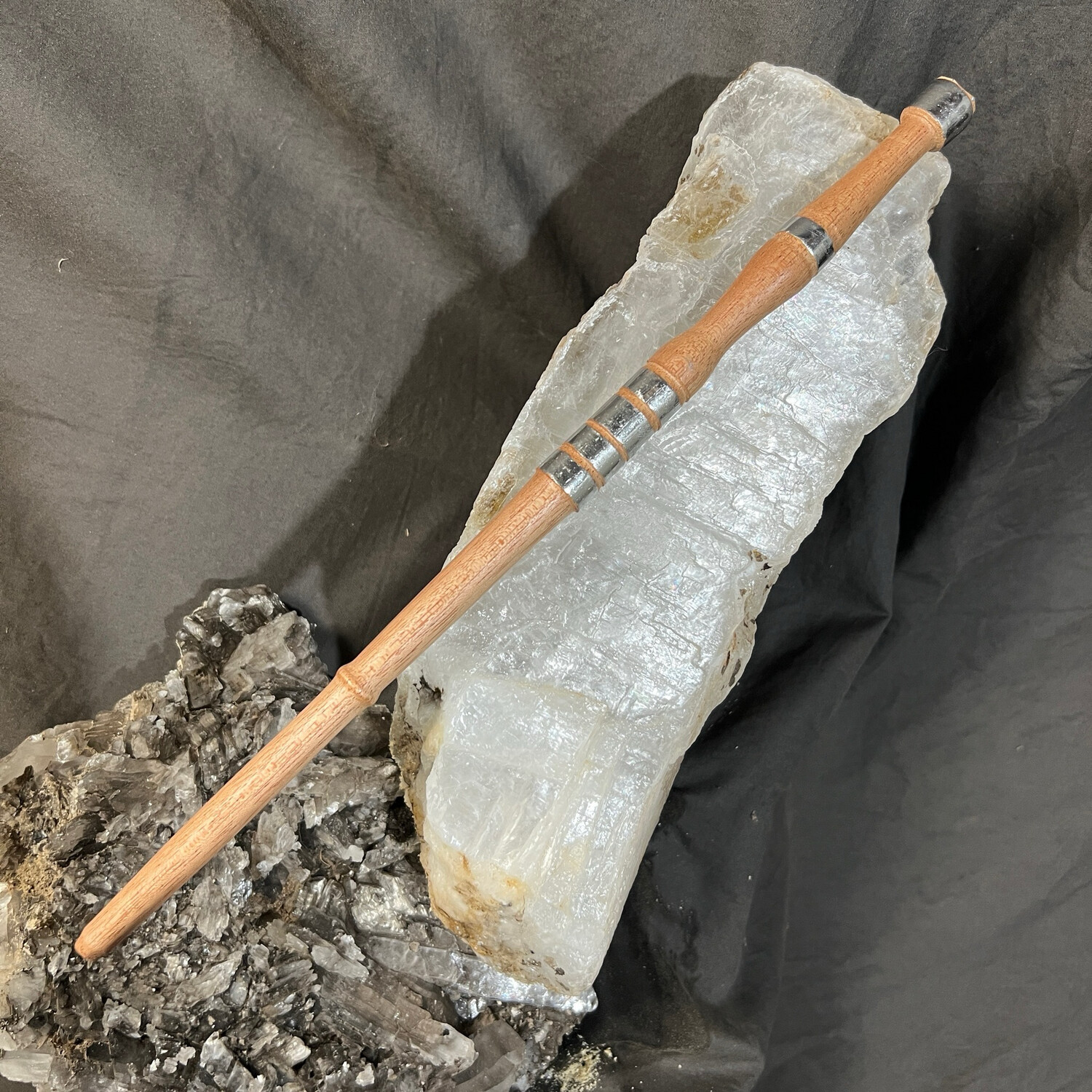 Mahogany &amp; Sandalwood wand