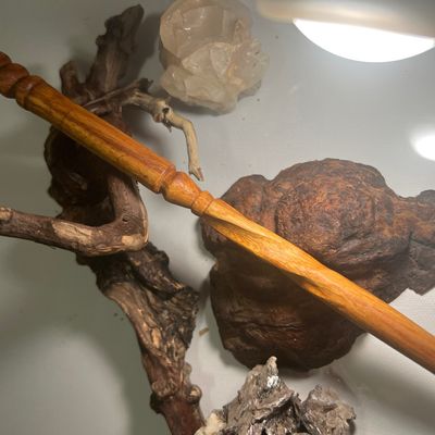 Canarywood wand