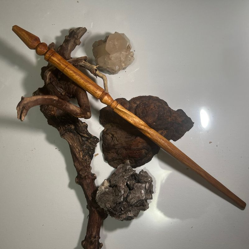 Canarywood wand