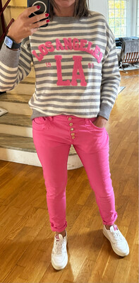 Pantalon rose boutons dorés