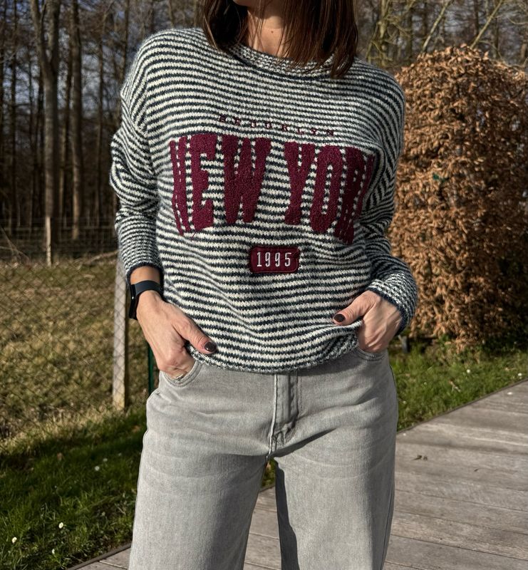 Pull New York rayé