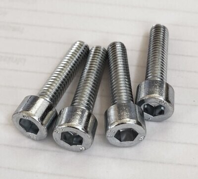 Kuusiokoloruuvi M4x10 - 1000kpl