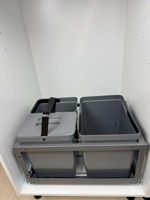 Jätevaunu 3 sankoa - leveys 535mm syvyys 405mm - LM 70/R - sis. kannen Jätevaunu 3 sankoa - leveys 535mm syvyys 405mm - LM 70/R - sis. kannen