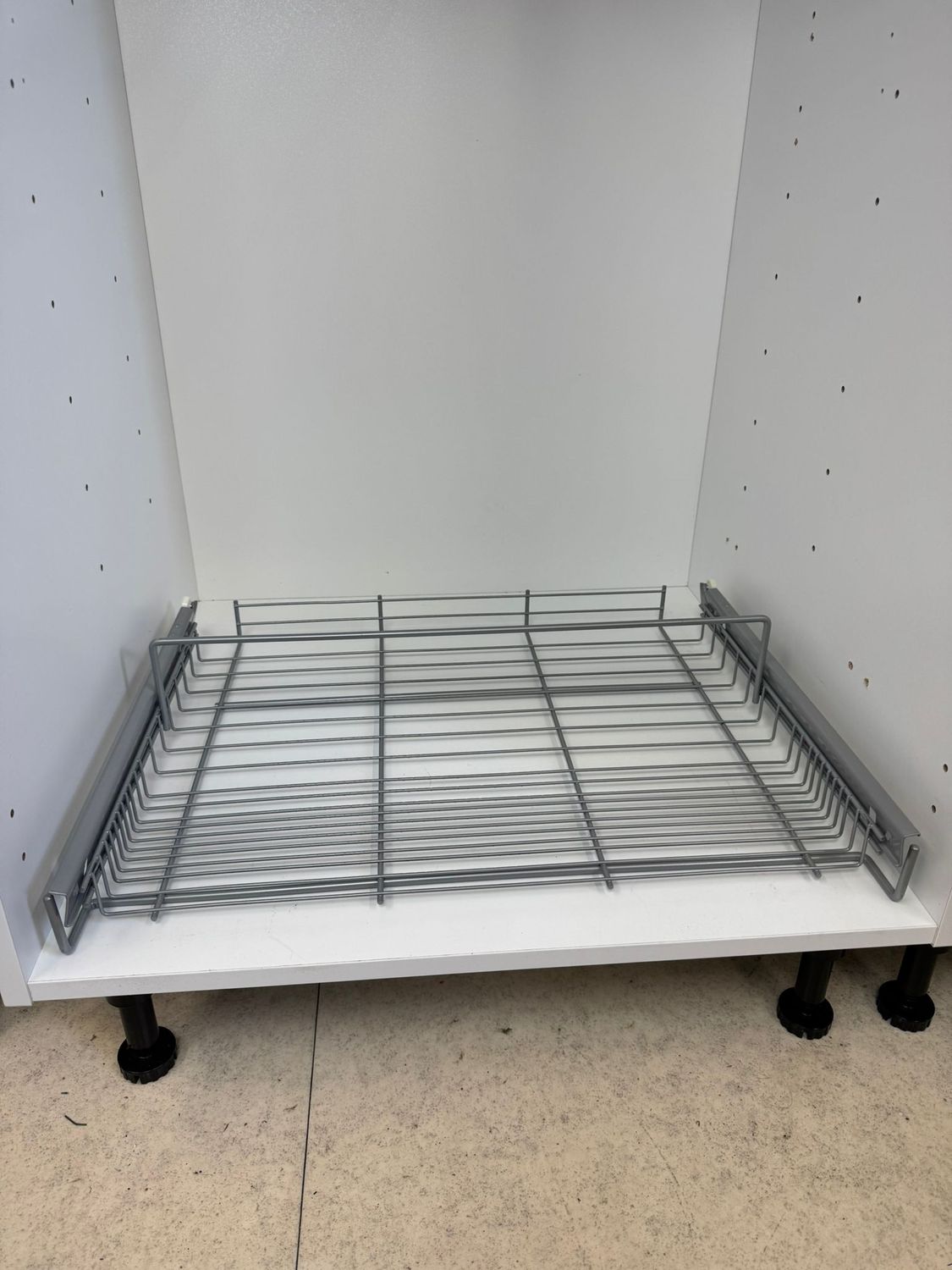 Hyllytaso kiskoilla - harmaa - L537xS430xK55 - LM642