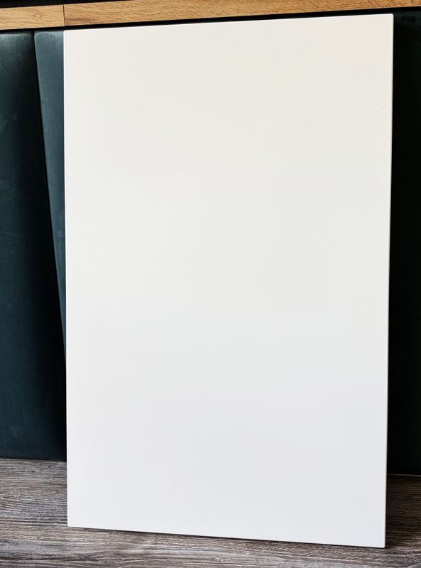 Laatikon ovilevy RONDO 2 - 16mm - Maalattu MDF - Maitovalkea - korkeudet 80 - 703mm - HIIPAKKA