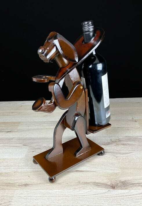 Viinipulloteline koira + 1 lasipaikka