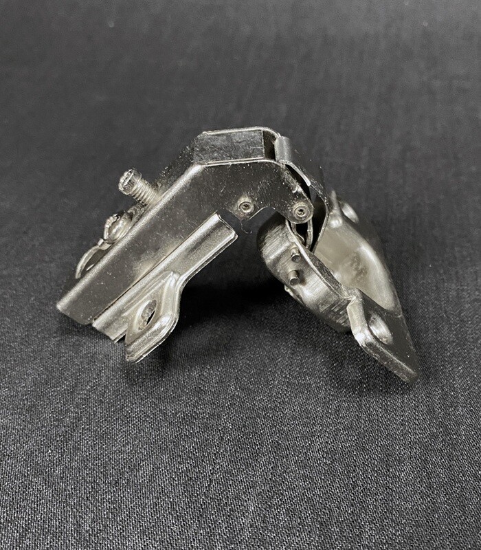 Piilokulmakaapin sarana 90° - ilman hidastinta