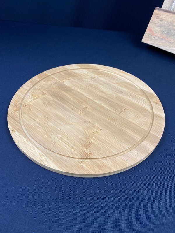 Pyöreä leikkuulauta / tarjoilualusta bambu 28cm
