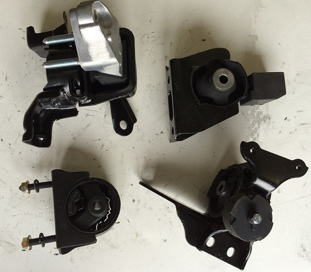 Toyota Matrix 2009 2010 2011 2012 2013 2.4L AWD Mounts
