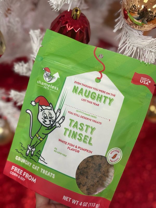 Tasty Tinsel Crunchy Cat Treats