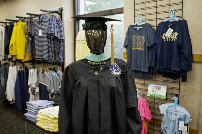 Graduation World Store Graduation Products