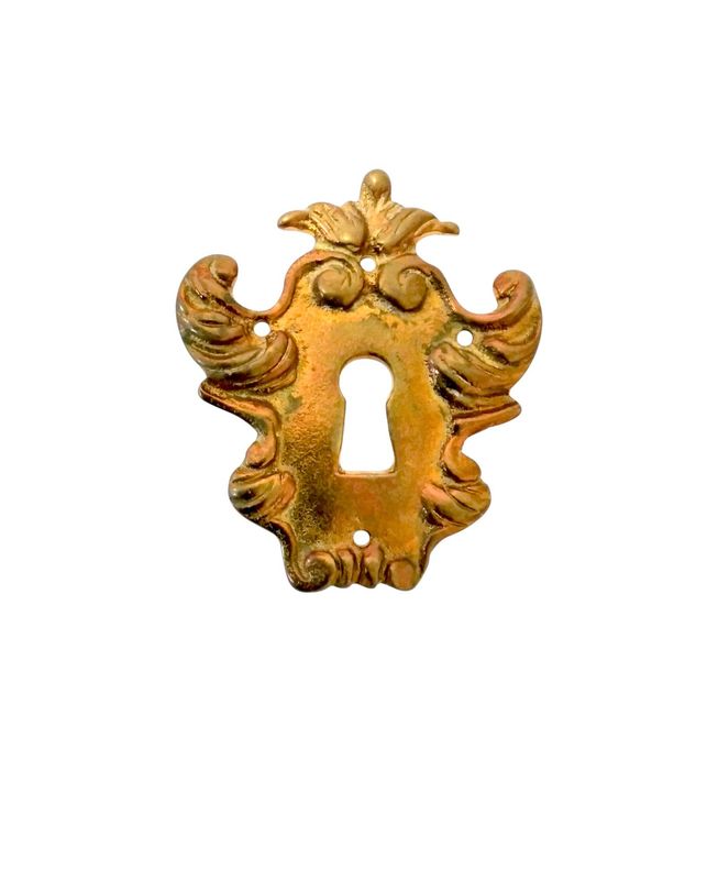 Bocchetta Luigi XIV - 57x65mm   (art 20/437)