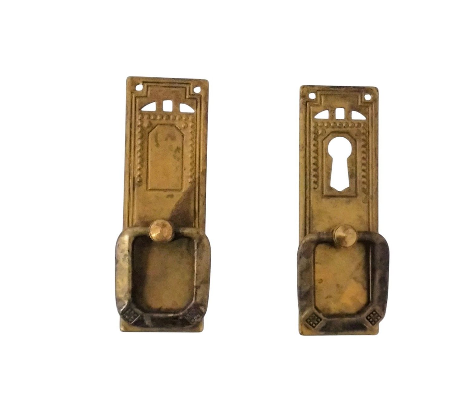 Maniglia  traforata verticale primi '900 - 27mmx85mm  (art-12324S.F.C.- 12324 F.C.)