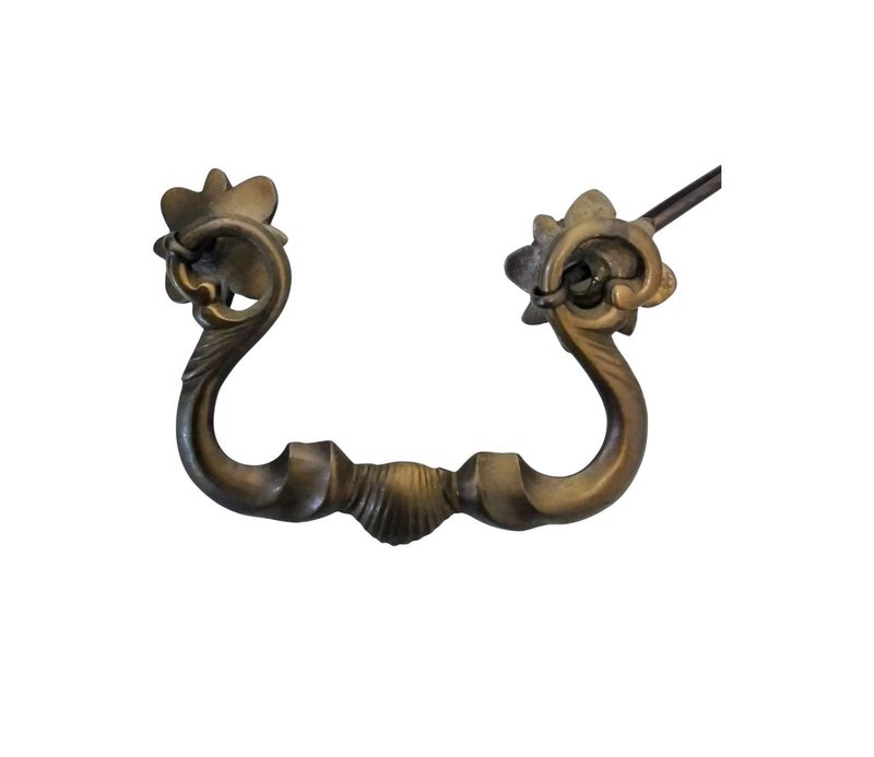Maniglia Luigi XIV - 100x65mm (art-0/75) Maniglia Luigi XIV - 100x65mm (art-0/75)