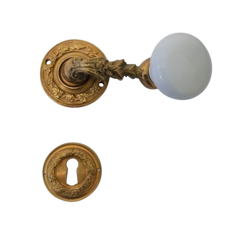 Maniglia da porta liberty con porcellana Q6  (art-945)