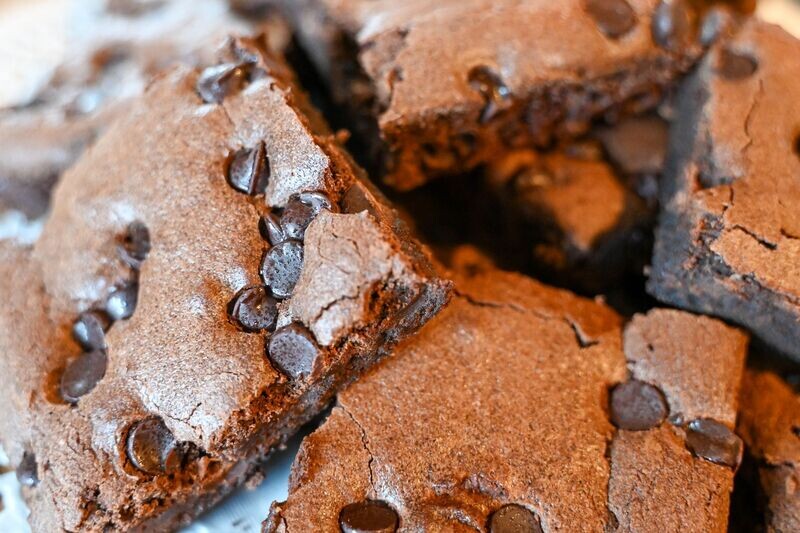 Chocolate Chip Brownies - 12 Pack