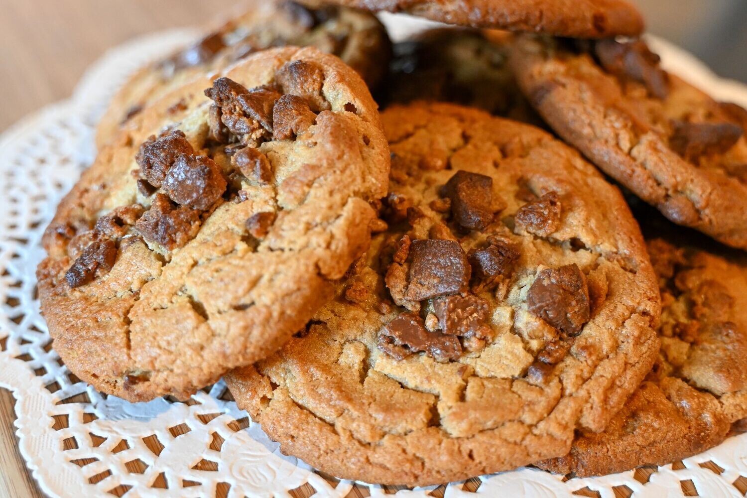Peanut Butter Chocolate Chip Cookies - 12 Pack
