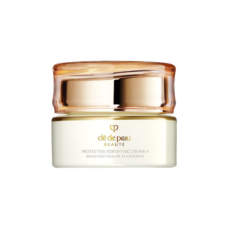 CPB - Clé de Peau Beauté Day Protective Fortifying Cream SPF22