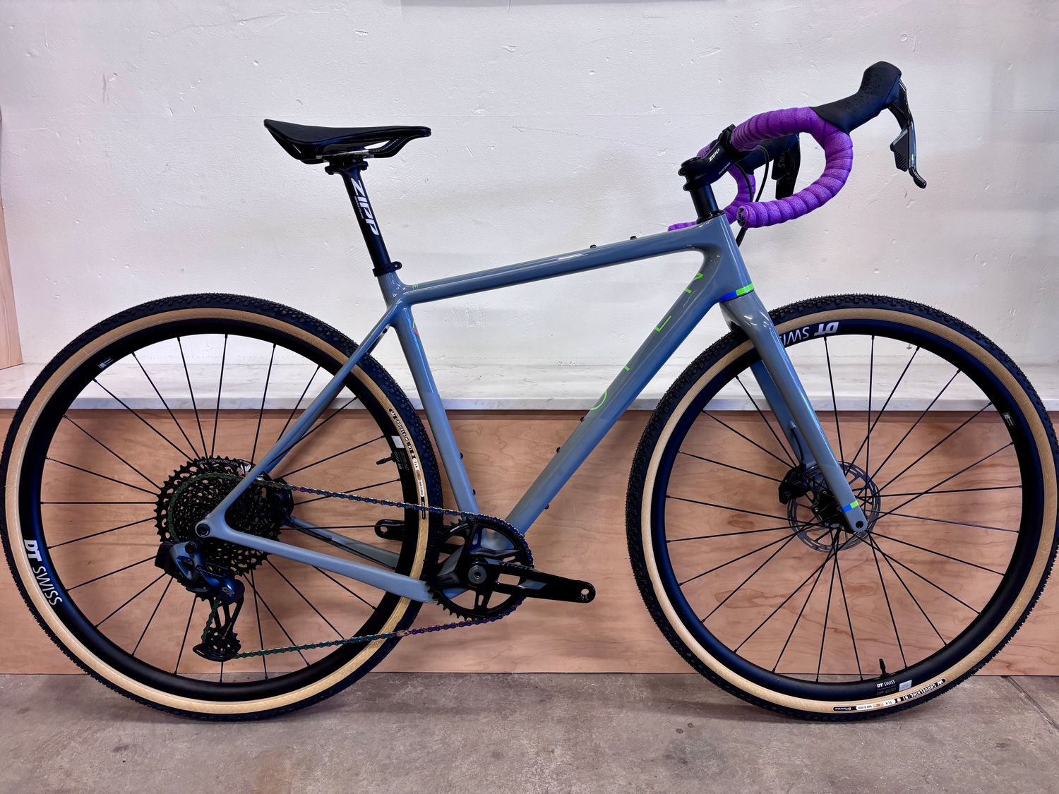 OPEN WIDE - Small / GREY -  Rival AXS E1 + DT Swiss GR1600 Wheelset