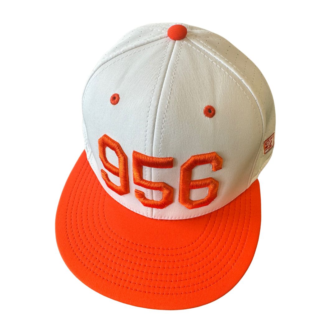 956 Puff &quot;V&quot; Cap The Game - Orange / White