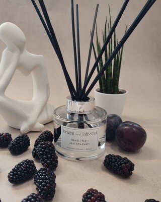 Black Plum and Rhubarb scented diffuser - 165ml circular Black Plum and Rhubarb scented diffuser - 165ml circular
