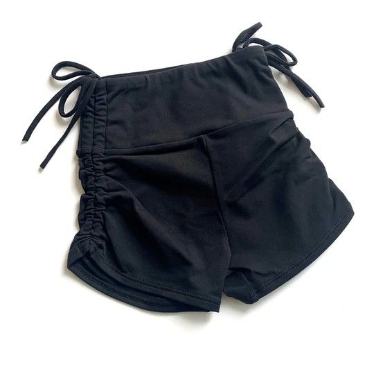 BAQ209 Nomad Short