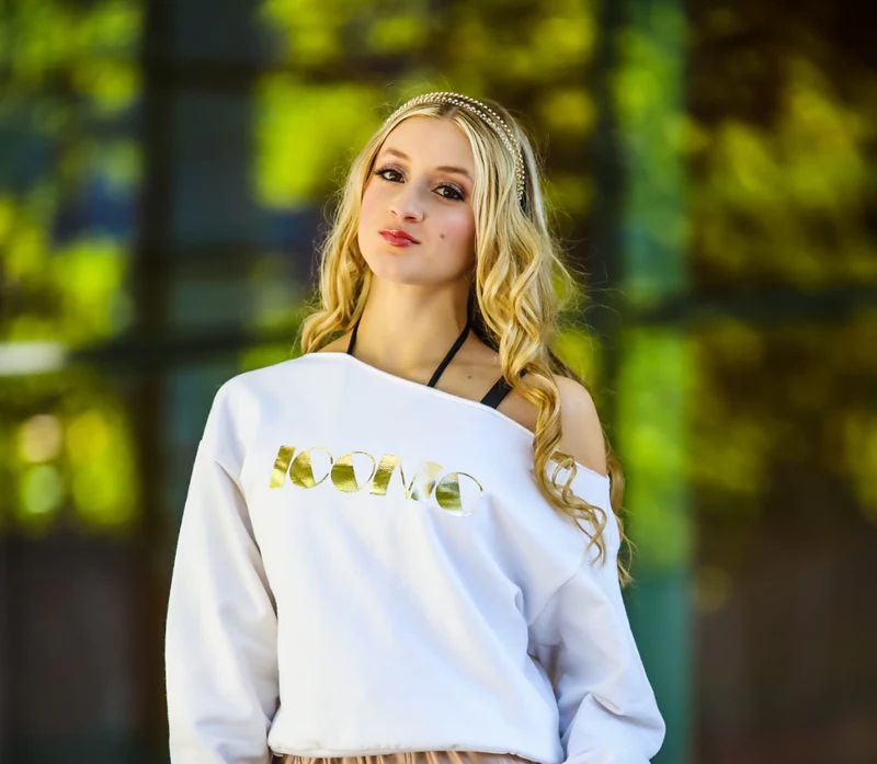 OLL242 The Diana Sweatshirt