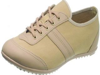 In-Step Cougar Twirling Shoe