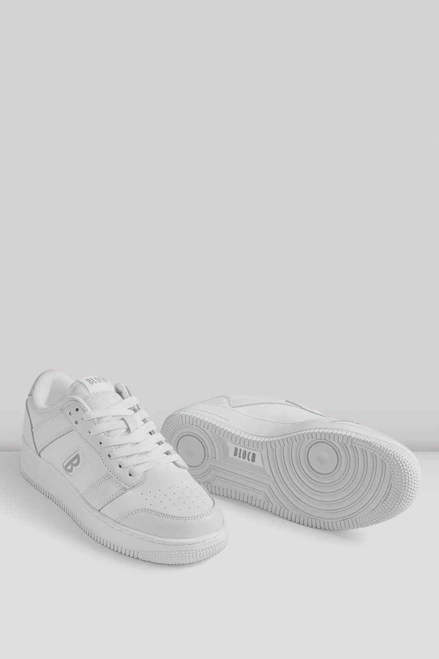 S0940L Kix Sneaker, Color: White/White, Size: 7