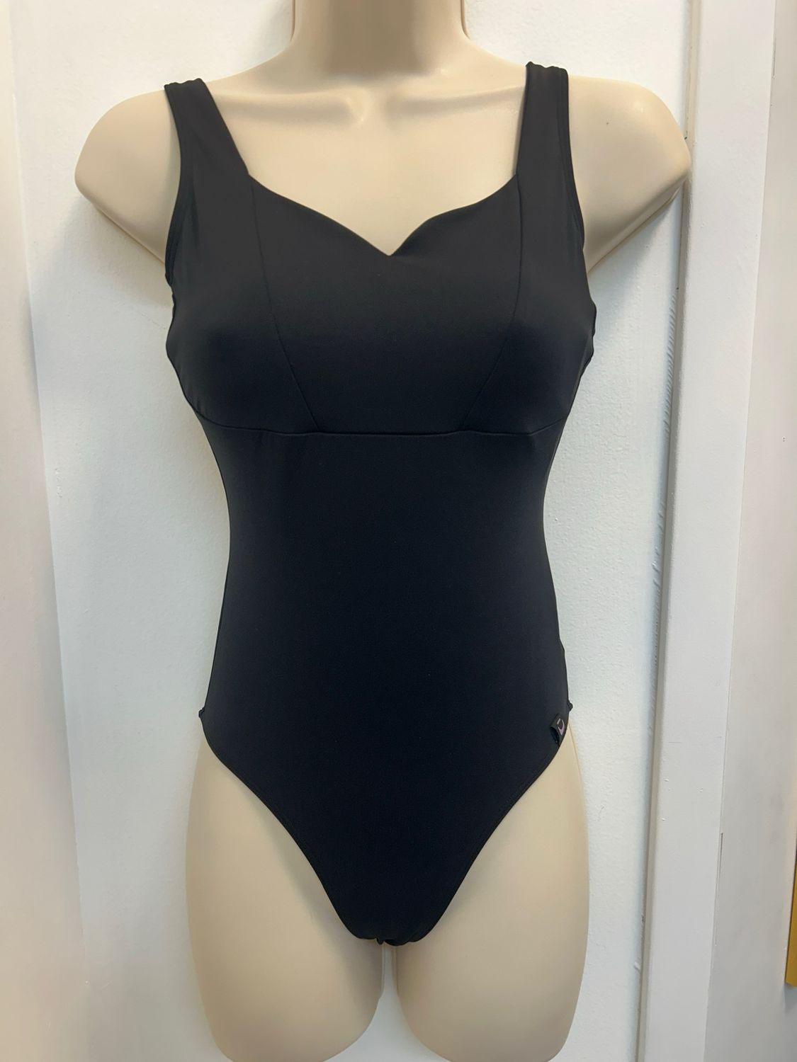 AL-M46 Noriko Tank Leotard, Color: Black, Size: X-Small